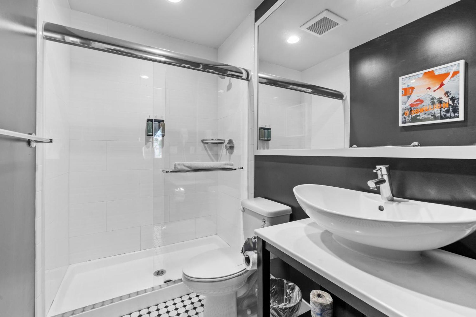 Hollywood Le Bon Hotel Лос Анджелис Екстериор снимка